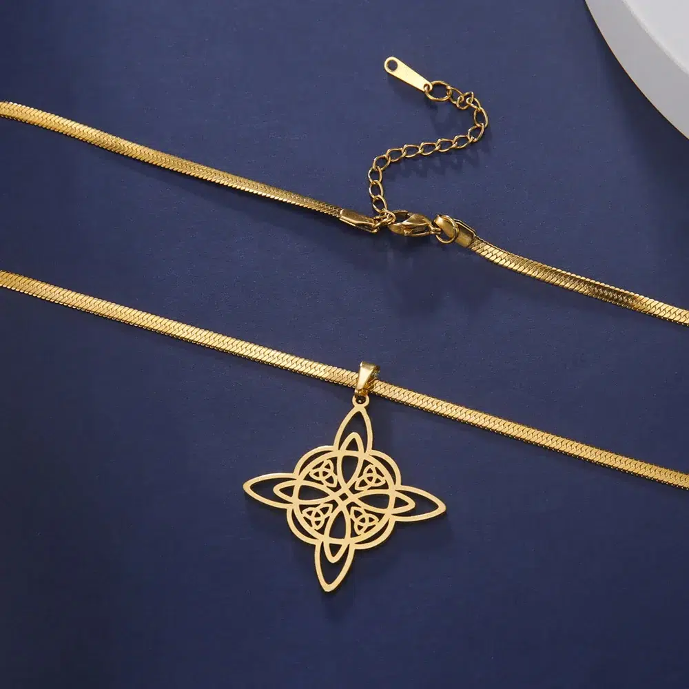 Collier Pendentif noeud de sorcière-Triquetra (Wiccan) ref 02 or