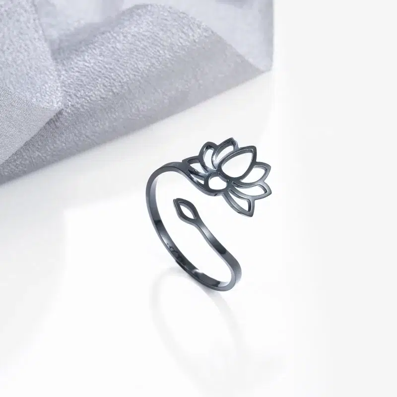 Bague ajustable Fleur de lotus ref noir