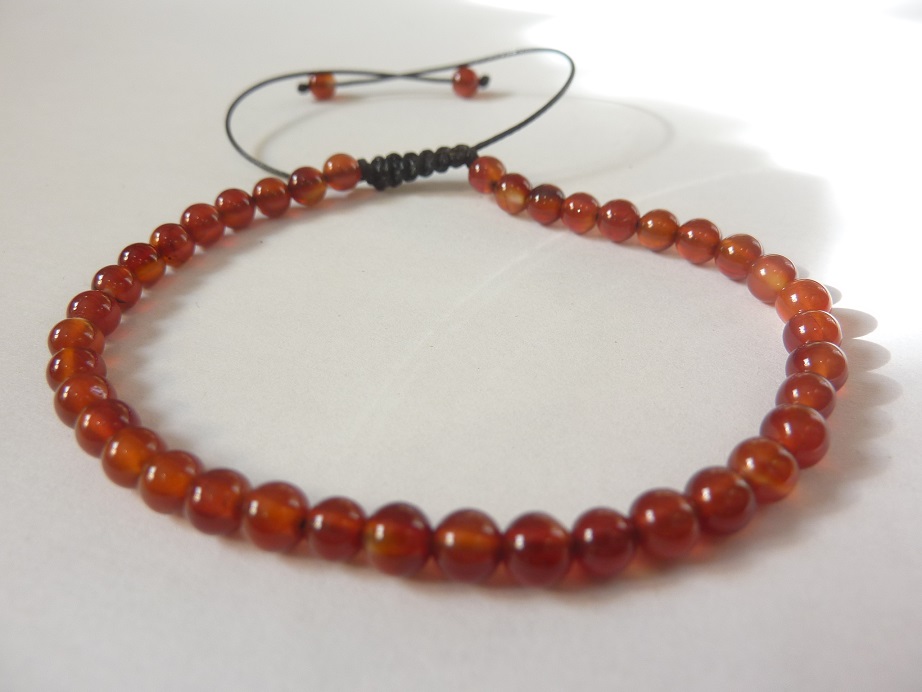 Bracelet cornaline réglable perles rondes 4 mm