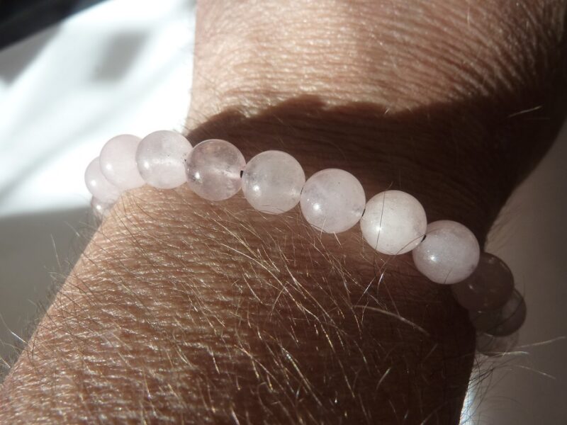 Bracelet réglable Quartz rose – perles rondes 8 mm