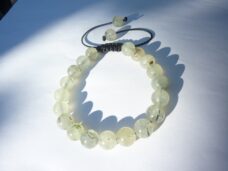 Bracelet réglable Préhnite – perles 8 mm