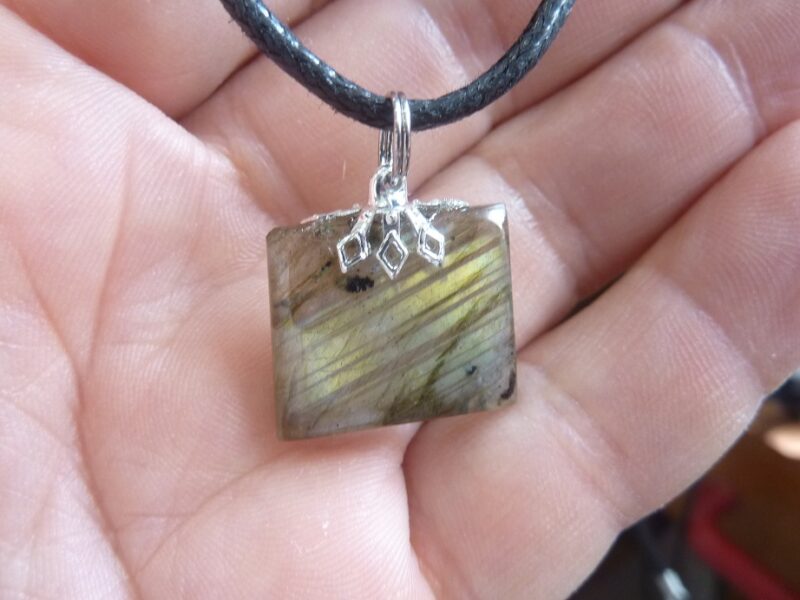Collier pendentif Labradorite GG 1808