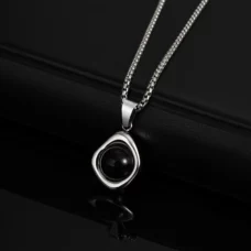 Collier pendentif Spinelle noir acier inoxydable ref 02
