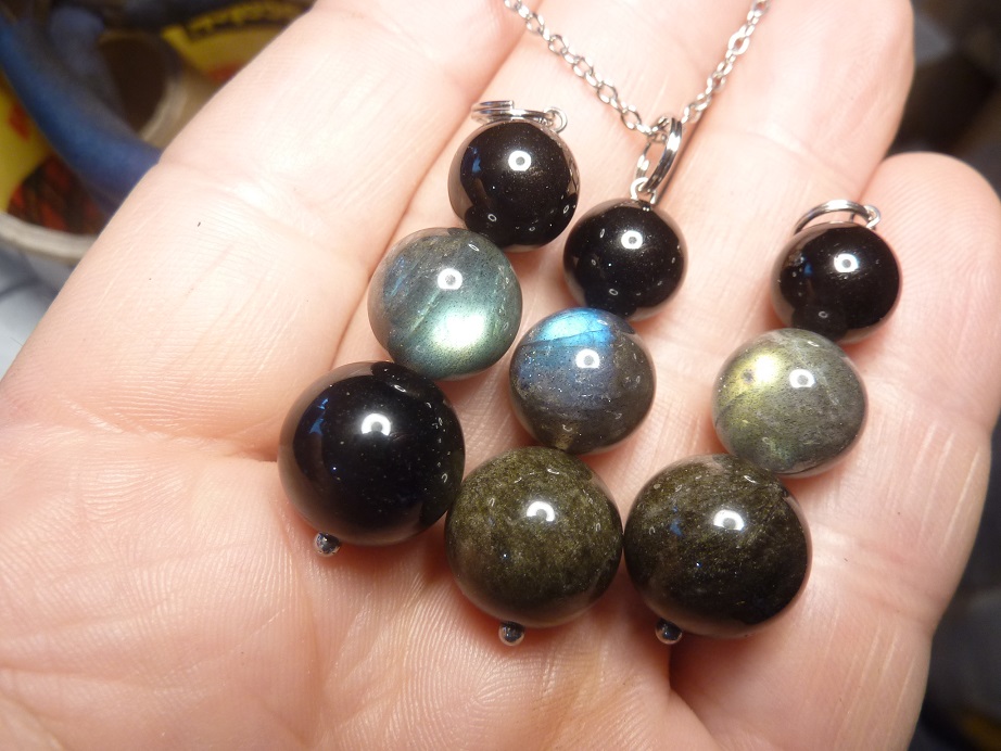 Pendentif Obsidienne dorée-Labradorite-Spinelle noir + chaine acier inoxydable 50 cm