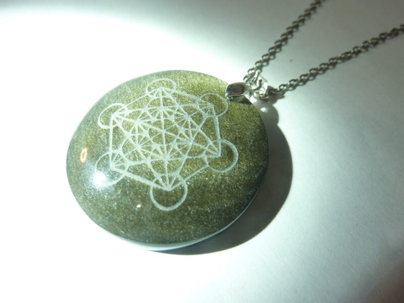 Pendentif Obsidienne dorée-Cube de metatron + chaine acier inoxydable 50 cm