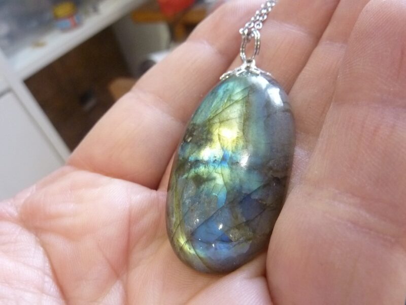 Pendentif Labradorite GG 9809 + chaine acier inoxydable 50 cm