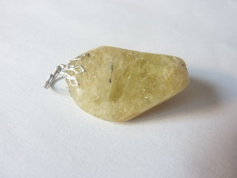 Pendentif Héliodore 10 Fois + plus puissant que la citrine GG 1109