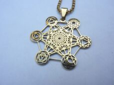 Collier pendentif cube de Métatron or