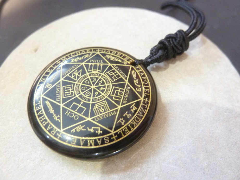 Collier pendentif Sceau des 7 Archanges en Obsidienne noire