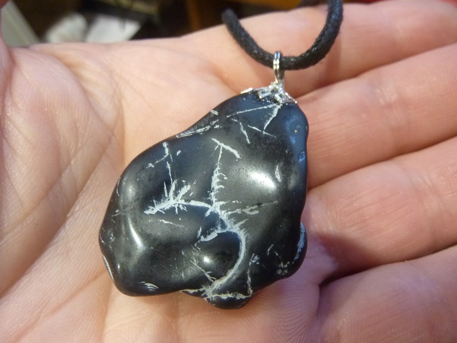 Pendentif Spinelle noir 31,2 gr ultra rare GG 3311