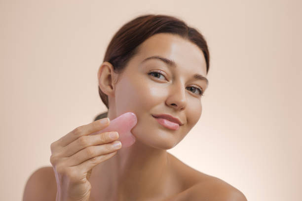 Gua Sha : comment le choisir, l’utiliser et profiter de ses bienfaits