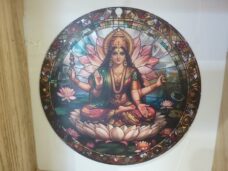 Lakshmi plaque en métal ref 01